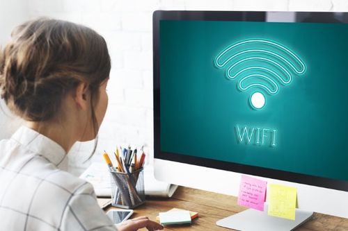 抖音賣課程與電視節目制作經營的基本資質和規定